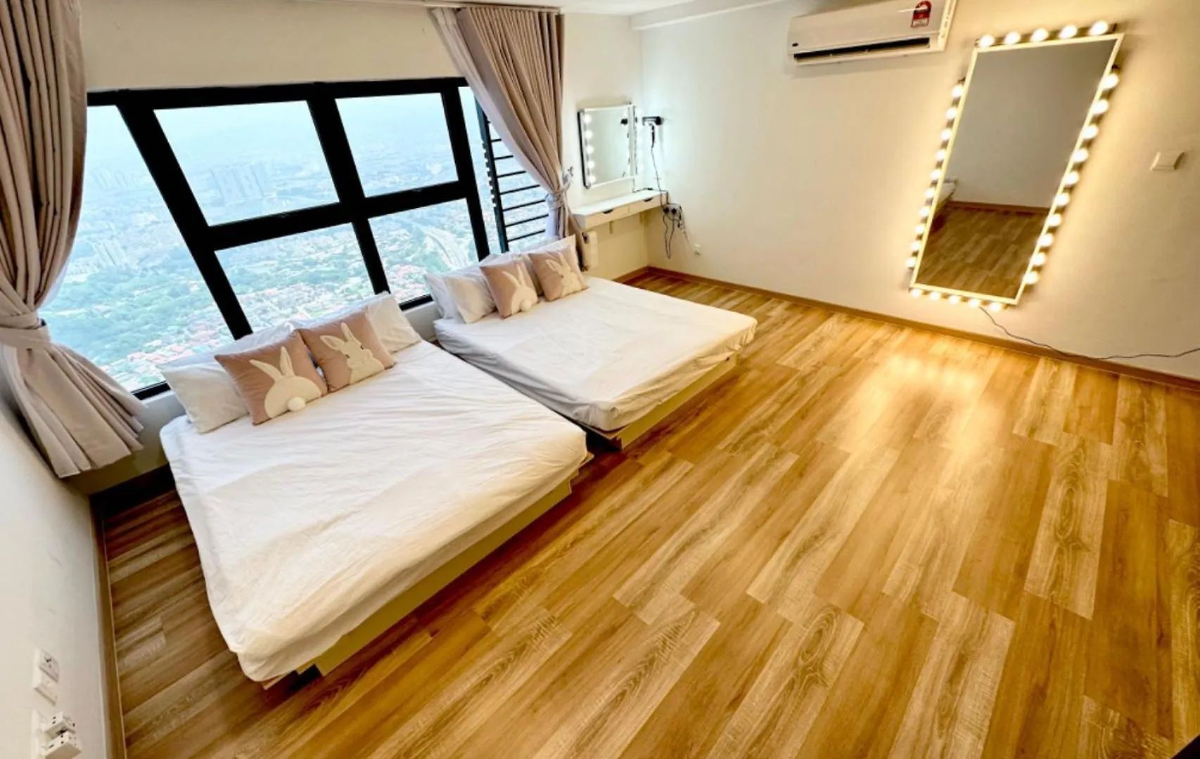 Apartman Arte Cheras, Kuala Lumpur 3 Room X 8 Pax Klcc Nice View Karaoke With Bathtub